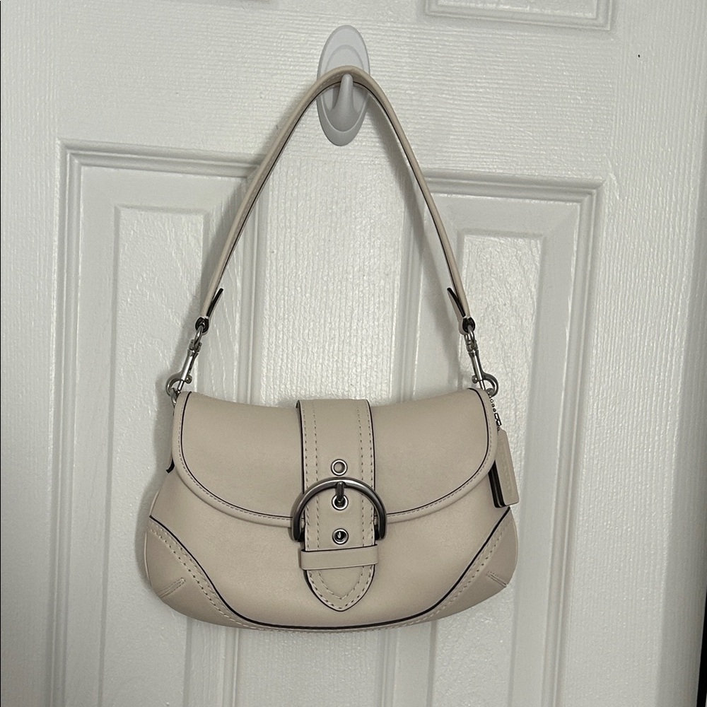 Coach Like New SoHo Shoulder Flap Bag
